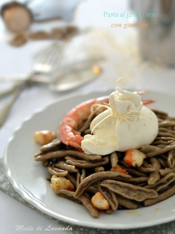 pasta al grano arso con gamberi