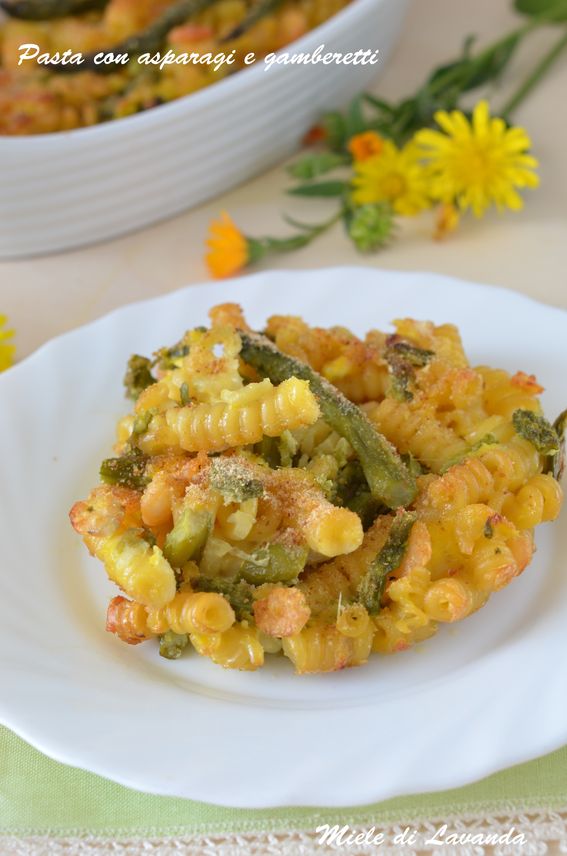 Pasta con asparagi e gamberetti