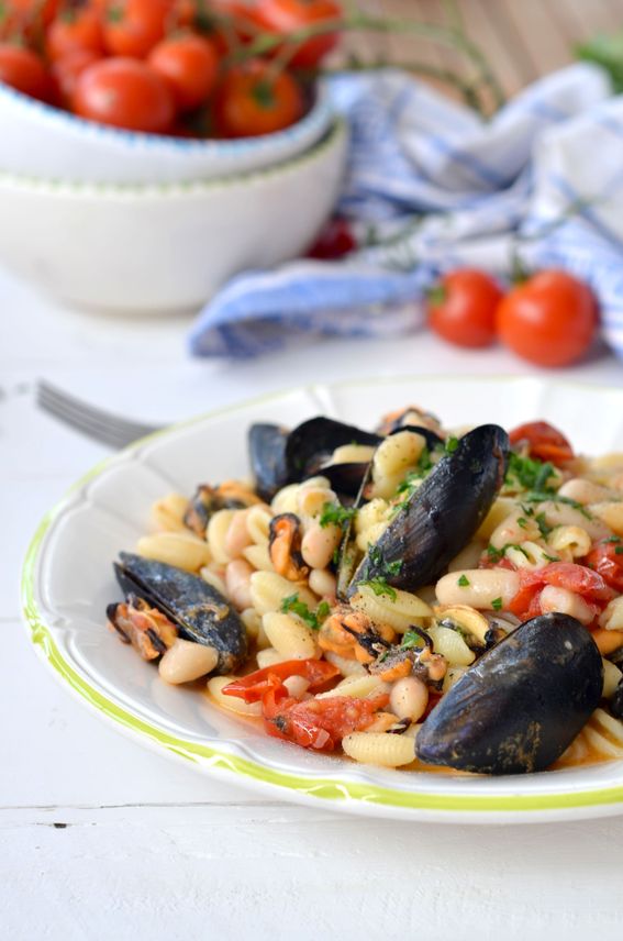 Gnocchetti con fagioli e cozze ricetta pugliese