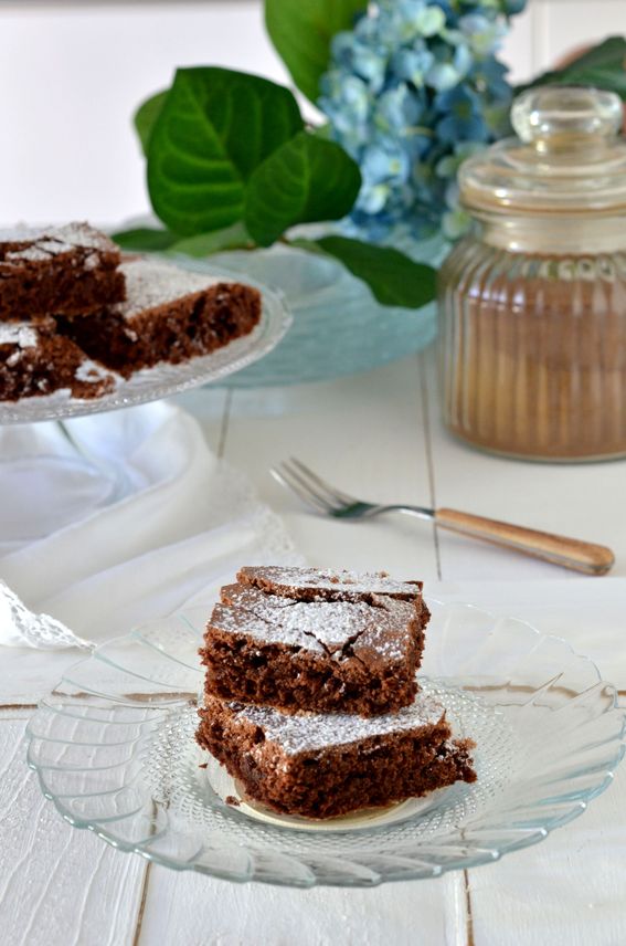 Torta Tenerina dolce al cioccolato della città di Ferrara