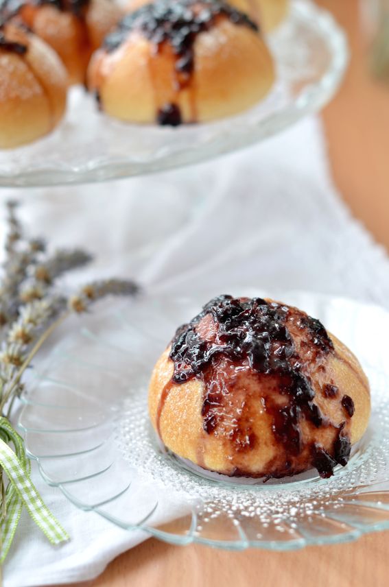 Kolache brioche soffice con ripieno di confettura e lievito madre