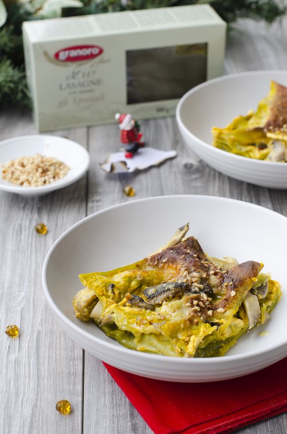 Lasagna con funghi cardoncelli e zucca senza besciamella