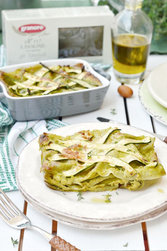 Lasagne con spinaci alle zucchine stracchino e filetti di acciuga